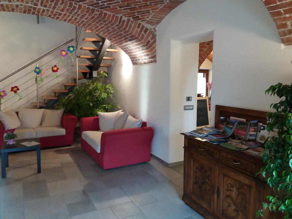 Agriturismo Fior Di Campo Dronero Bagian luar foto