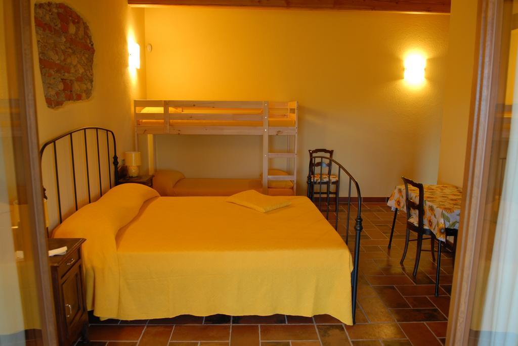 Agriturismo Fior Di Campo Dronero Ruang foto